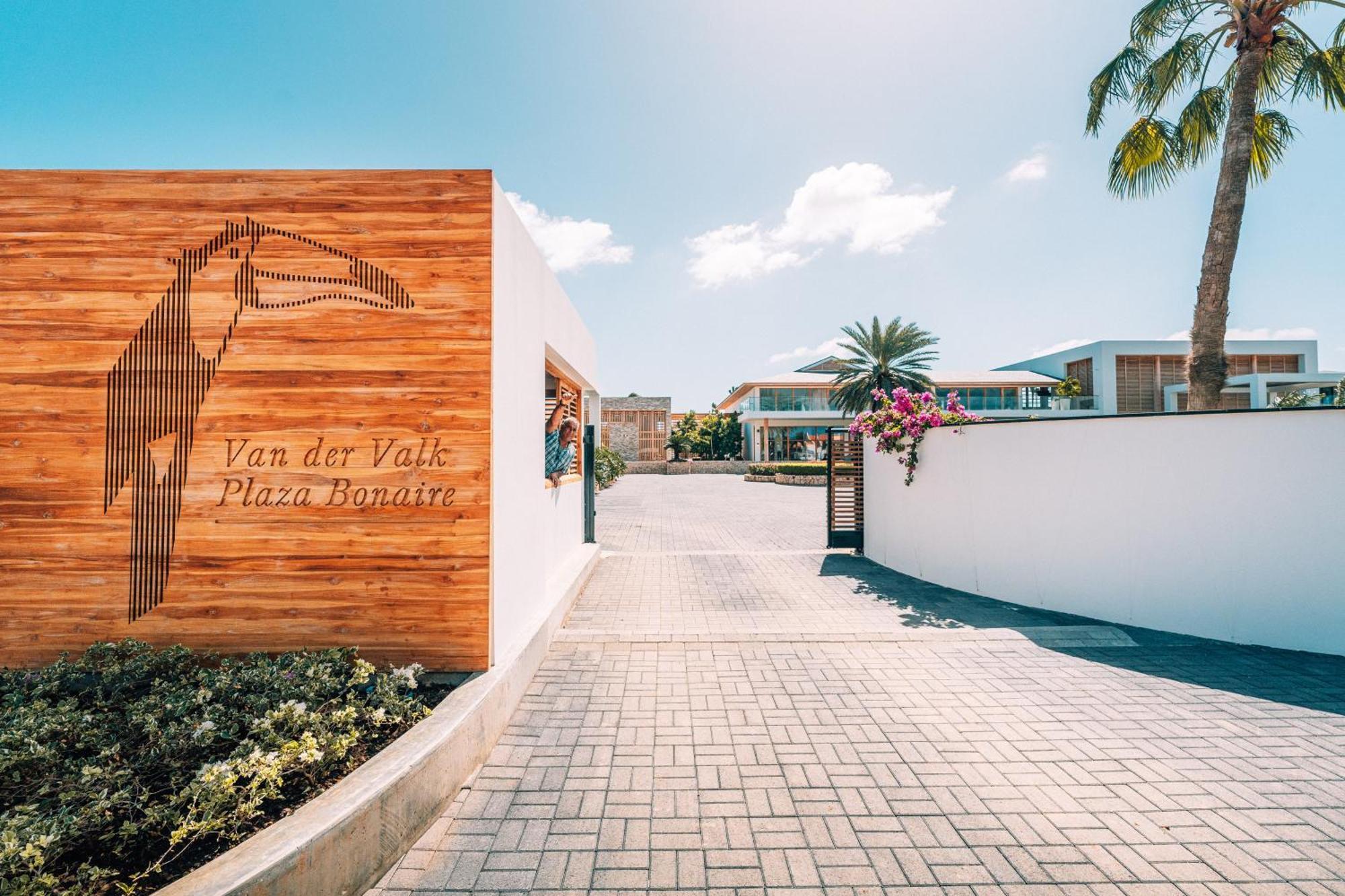 Van Der Valk Plaza Beach & Dive Resort Bonaire كراليندايك المظهر الخارجي الصورة